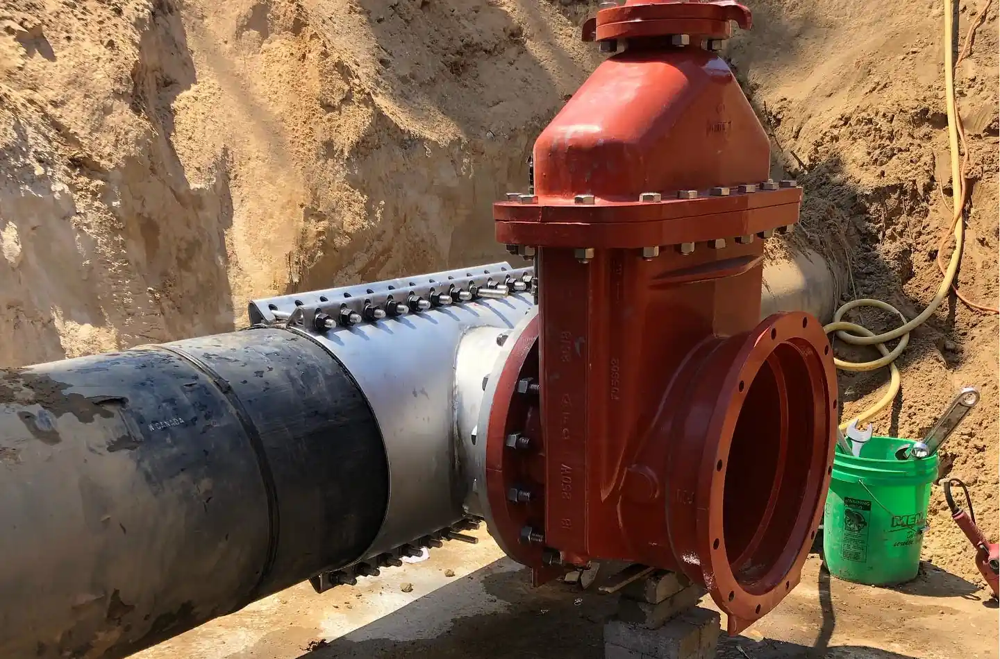 How to Avoid a Shutdown During Pipe Maintenance
